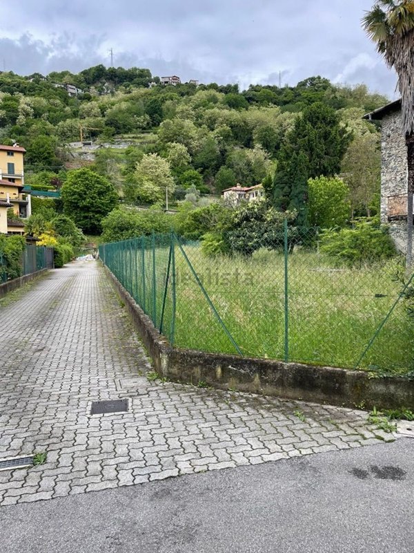 casa indipendente in vendita a Gravedona ed Uniti in zona Gravedona