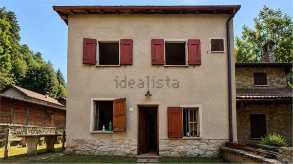 appartamento in vendita a Gravedona ed Uniti in zona Traversa