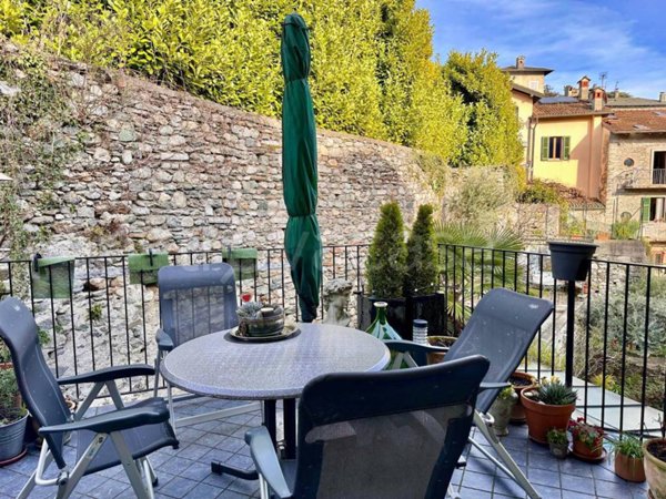 appartamento in vendita a Gravedona ed Uniti in zona Gravedona