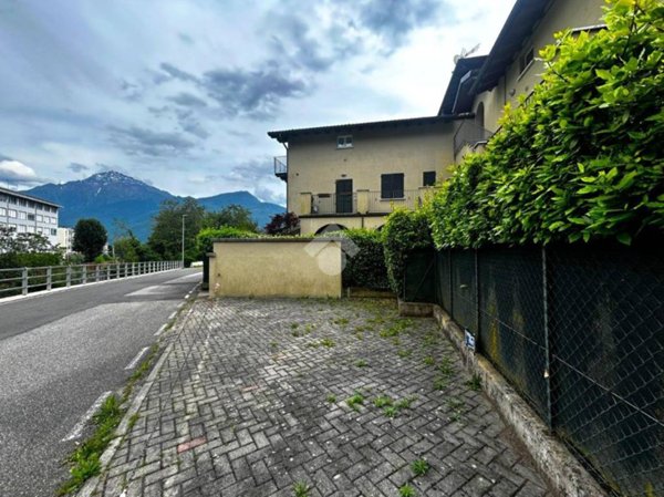box auto in vendita a Gravedona ed Uniti in zona Gravedona