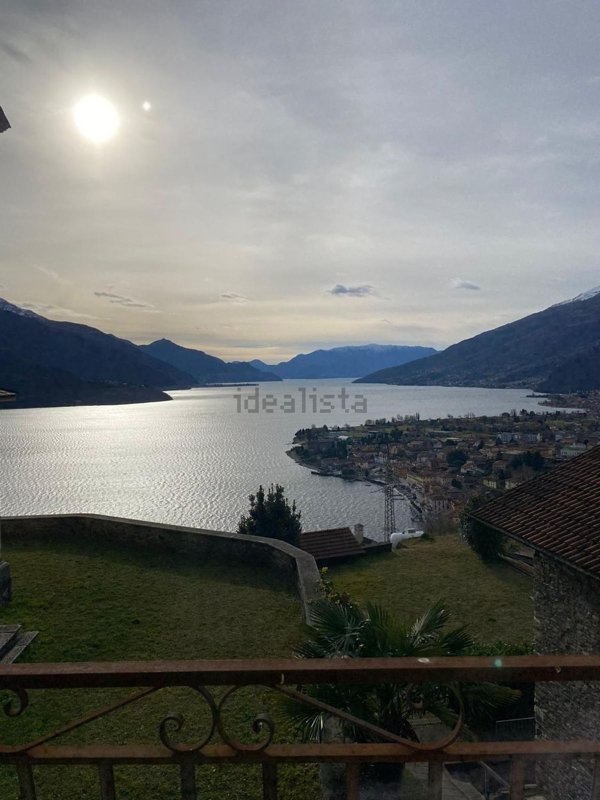 casa indipendente in vendita a Gravedona ed Uniti in zona Gravedona