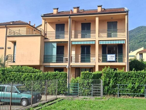 appartamento in vendita a Gravedona ed Uniti in zona Gravedona