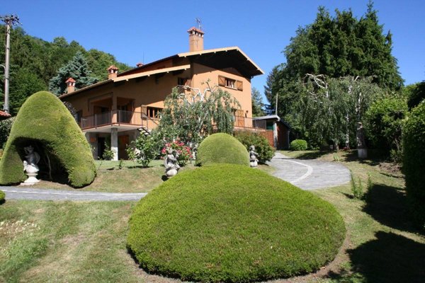 casa indipendente in vendita a Bellagio in zona Civenna