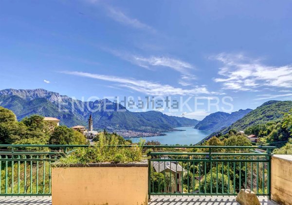 casa indipendente in vendita a Bellagio in zona Civenna