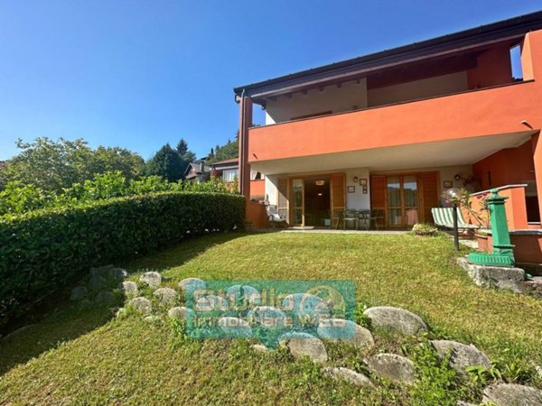 appartamento in vendita a Bellagio in zona Civenna