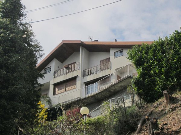 appartamento in vendita a Bellagio in zona Civenna