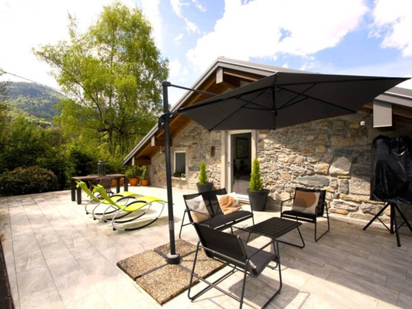 casa indipendente in vendita a Bellagio in zona Cernobbio