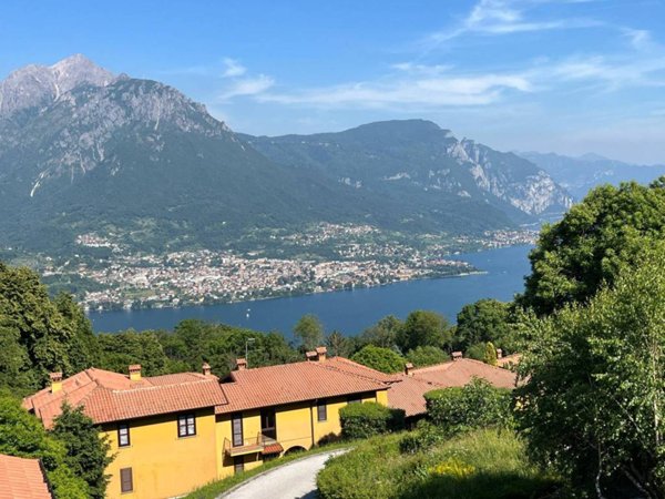 appartamento in vendita a Bellagio in zona Civenna