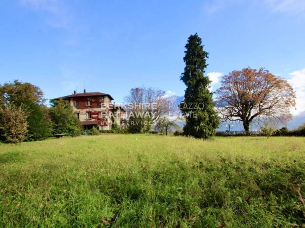 villa in vendita a Bellagio in zona Civenna