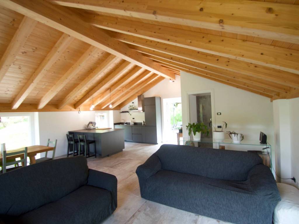 casa indipendente in vendita a Bellagio