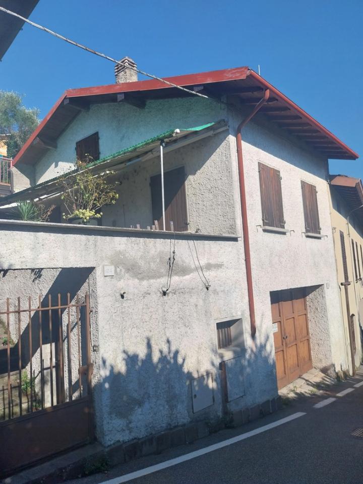 appartamento in vendita a Bellagio in zona Aureggio