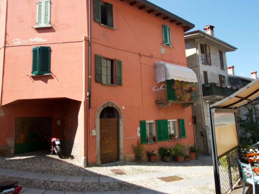 appartamento in vendita a Bellagio in zona Visgnola