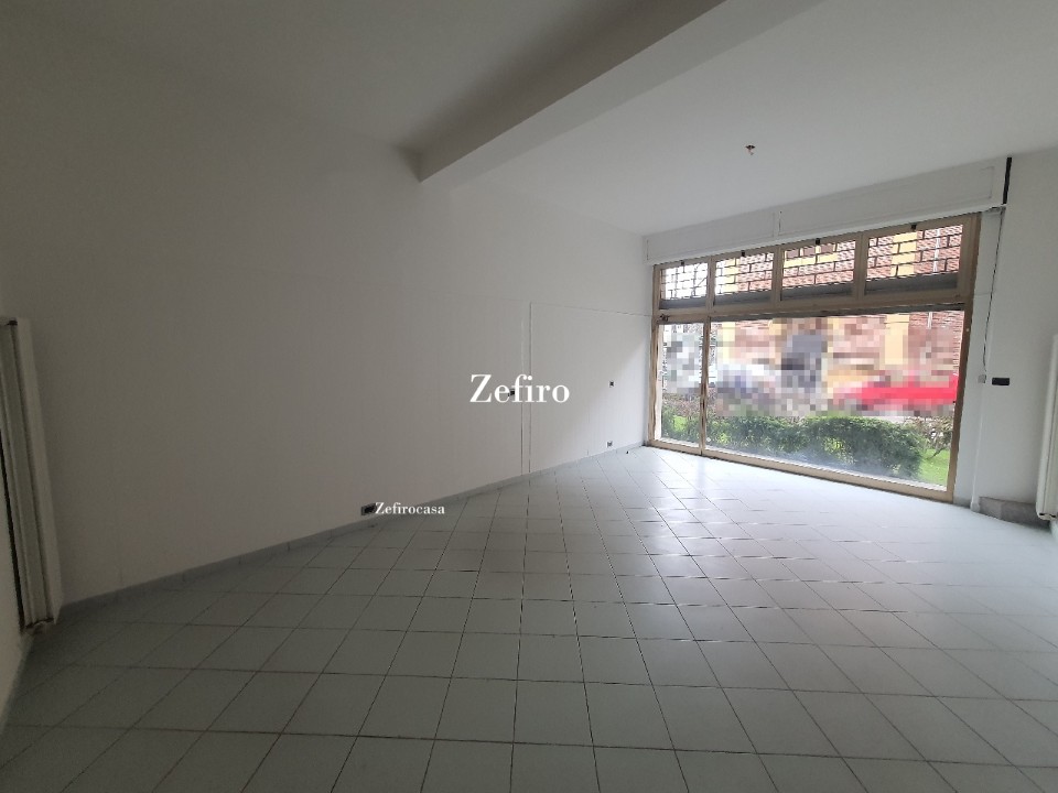 negozio in vendita a Bellagio in zona San Giovanni