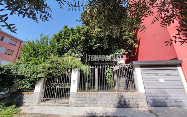 casa indipendente in vendita a Bellagio in zona San Giovanni