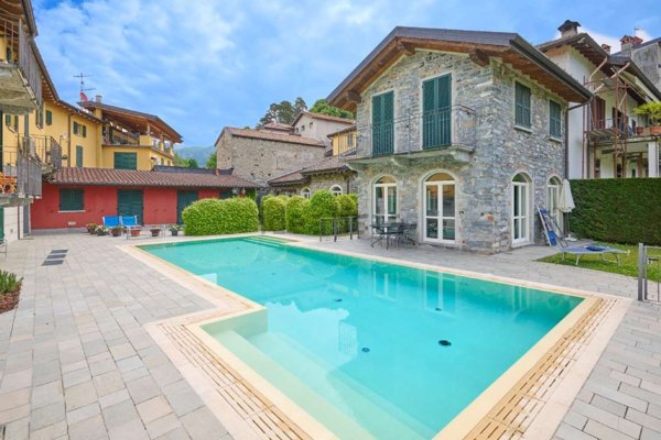 casa indipendente in vendita a Bellagio