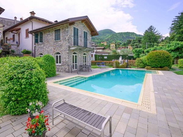 casa indipendente in vendita a Bellagio
