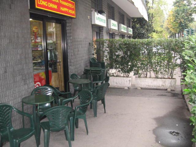 negozio in vendita a Bellagio in zona San Giovanni