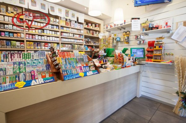 negozio in vendita a Bellagio in zona San Giovanni