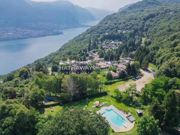 negozio in vendita a Bellagio in zona Civenna