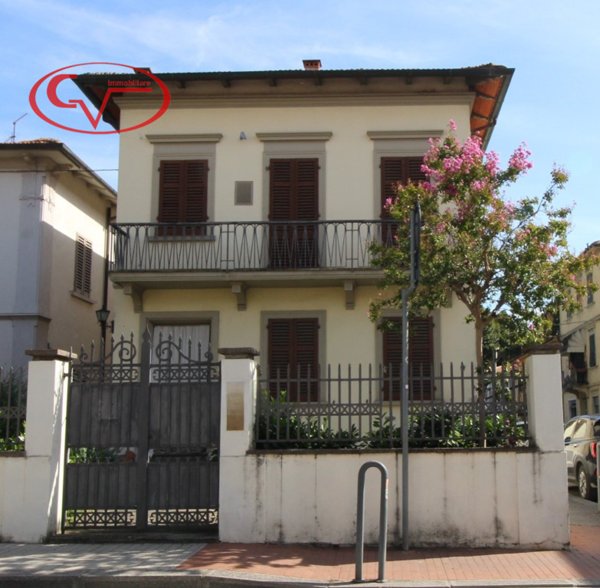 casa indipendente in vendita a Bellagio in zona San Giovanni