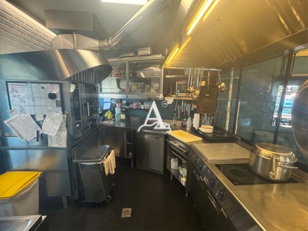 negozio in vendita a Bellagio in zona San Giovanni