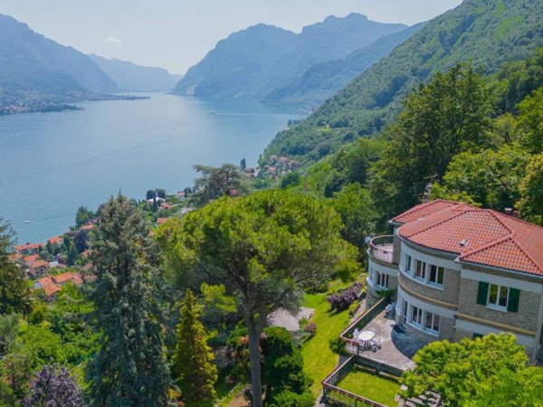 casa indipendente in vendita a Bellagio