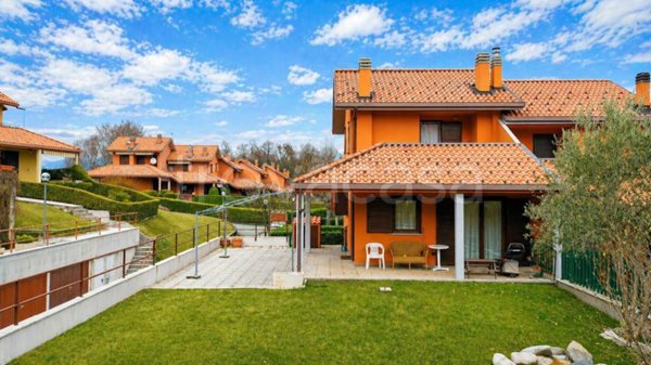 casa indipendente in vendita a Bellagio