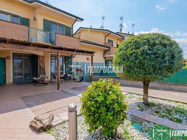 casa indipendente in vendita a Bellagio in zona San Giovanni