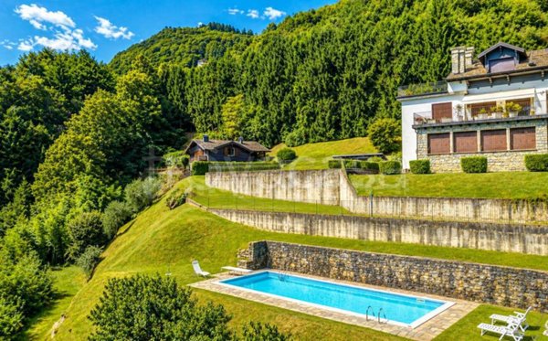 appartamento in vendita a Bellagio in zona Civenna