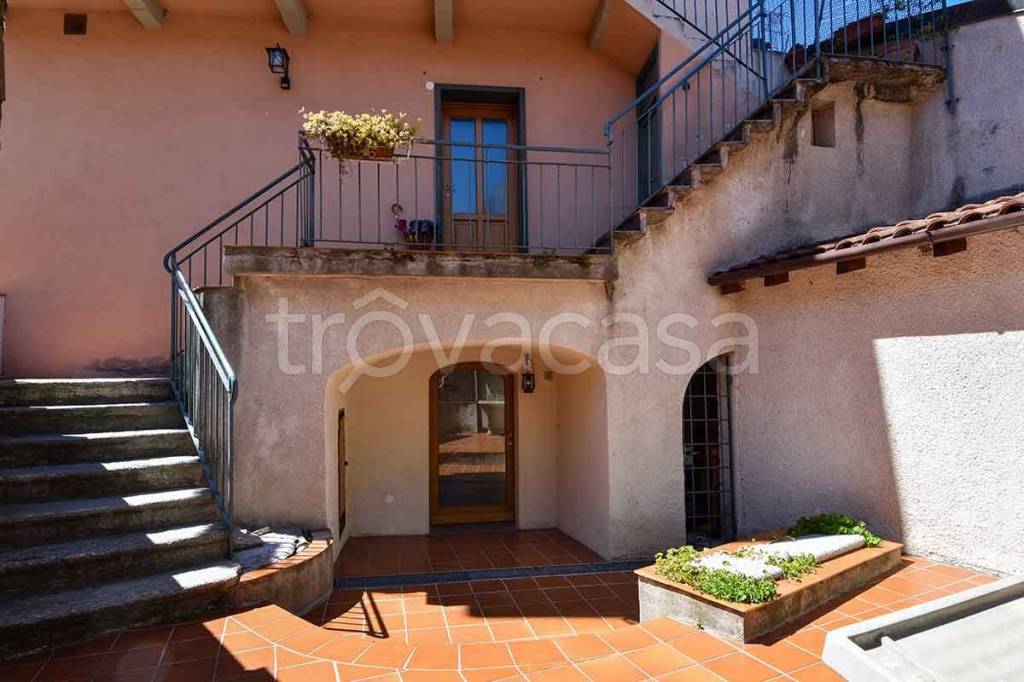 appartamento in vendita a Bellagio in zona Visgnola