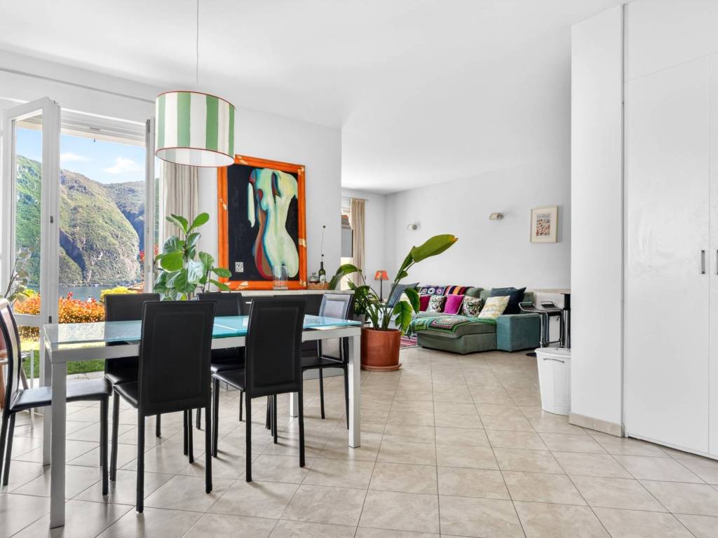 appartamento in vendita a Bellagio in zona Aureggio