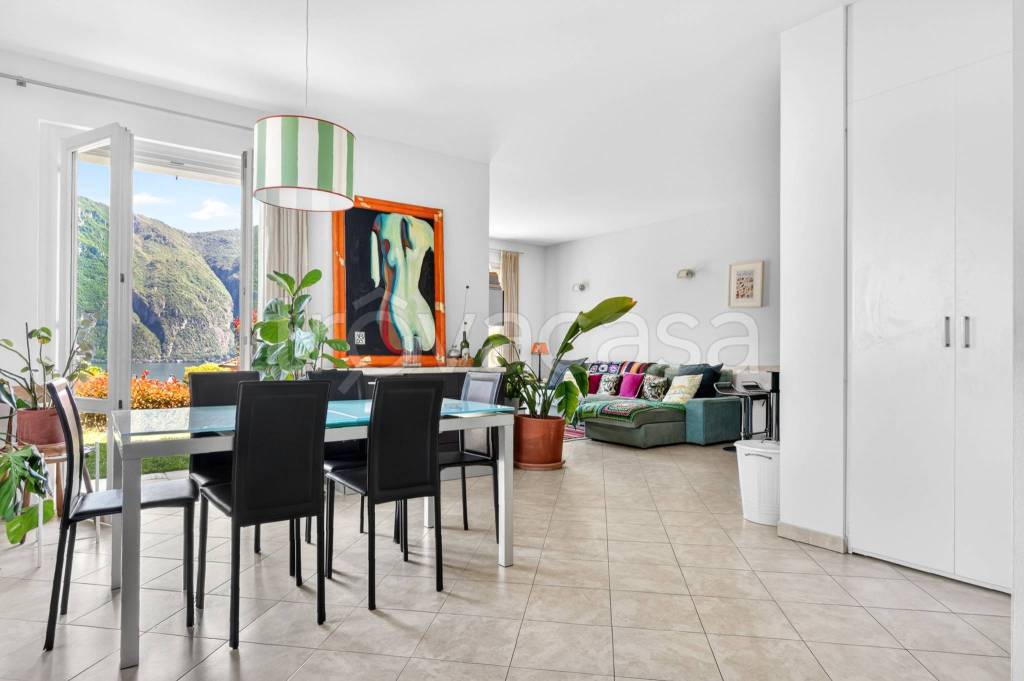 appartamento in vendita a Bellagio in zona Aureggio