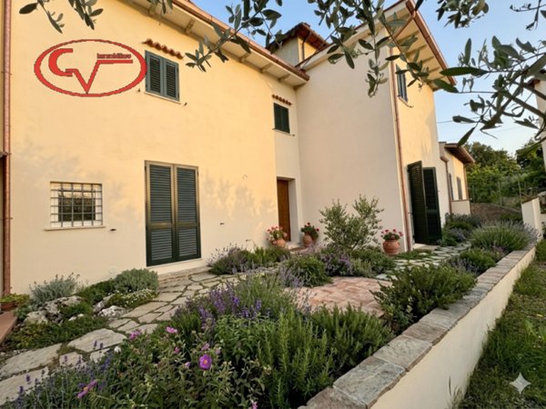 casa indipendente in vendita a Bellagio in zona San Giovanni
