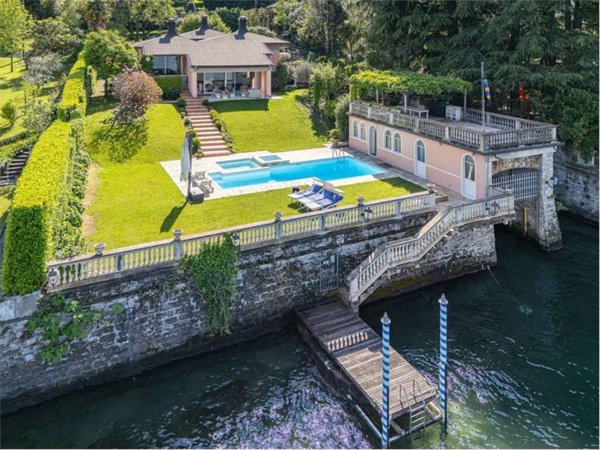 casa indipendente in vendita a Bellagio