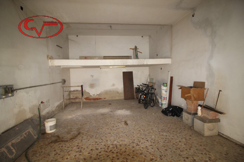 locale di sgombero in vendita a Bellagio in zona San Giovanni