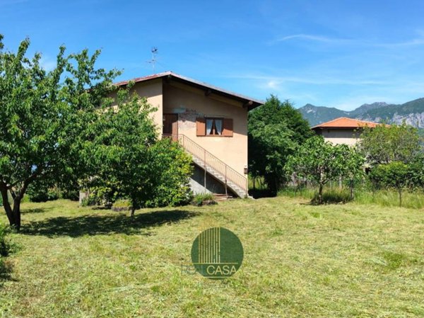 casa indipendente in vendita a Bellagio