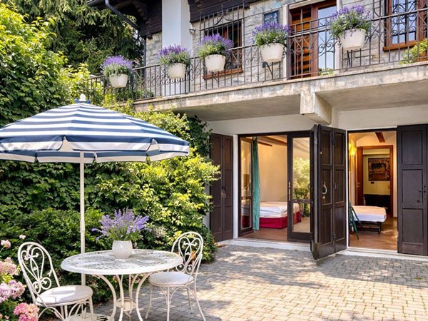 appartamento in vendita a Bellagio in zona Civenna