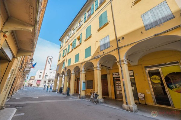 negozio in vendita a Bellagio in zona San Giovanni