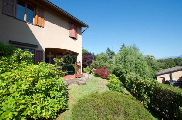 appartamento in vendita a Bellagio in zona Civenna
