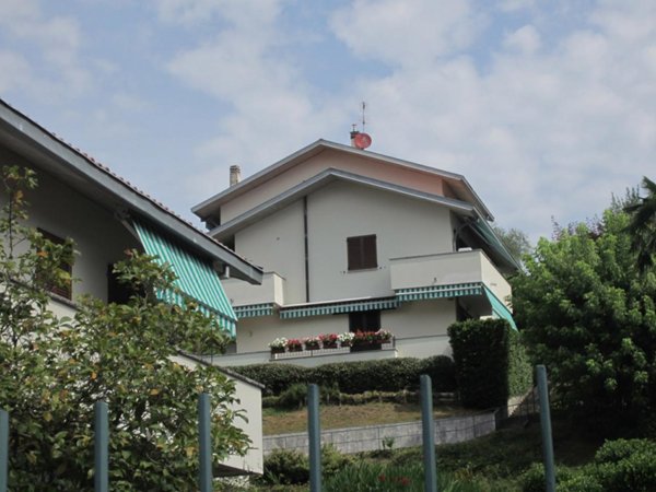appartamento in vendita a Bellagio in zona Aureggio