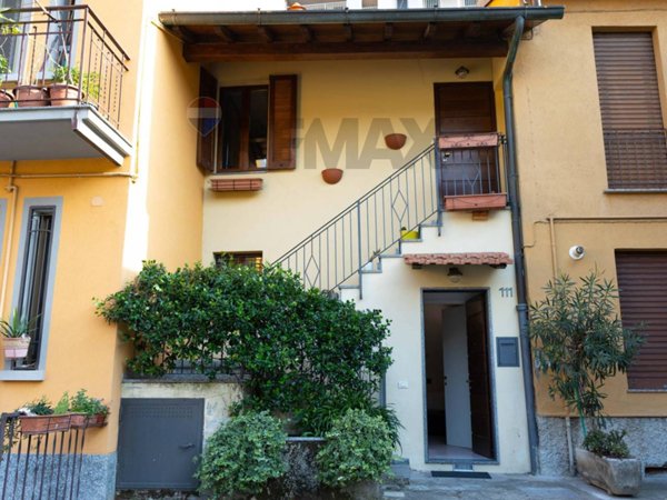 casa indipendente in vendita a Bellagio in zona San Giovanni
