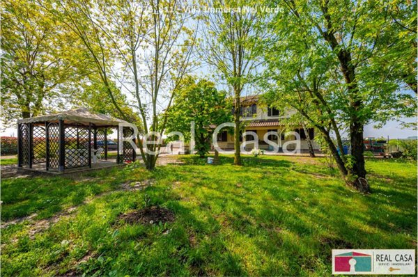 casa indipendente in vendita a Bellagio in zona San Giovanni