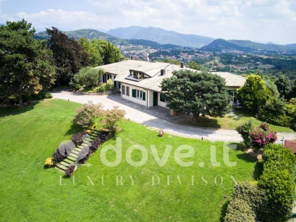 villa in vendita a Colverde