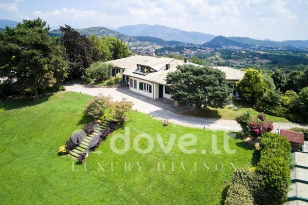 villa in vendita a Colverde