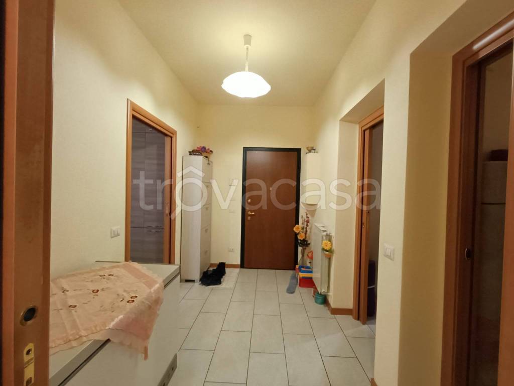 appartamento in vendita a Colverde in zona Gironico