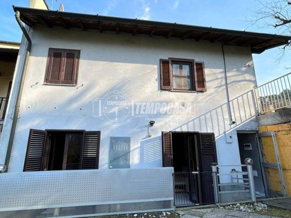 appartamento in vendita a Colverde in zona Gironico al Monte
