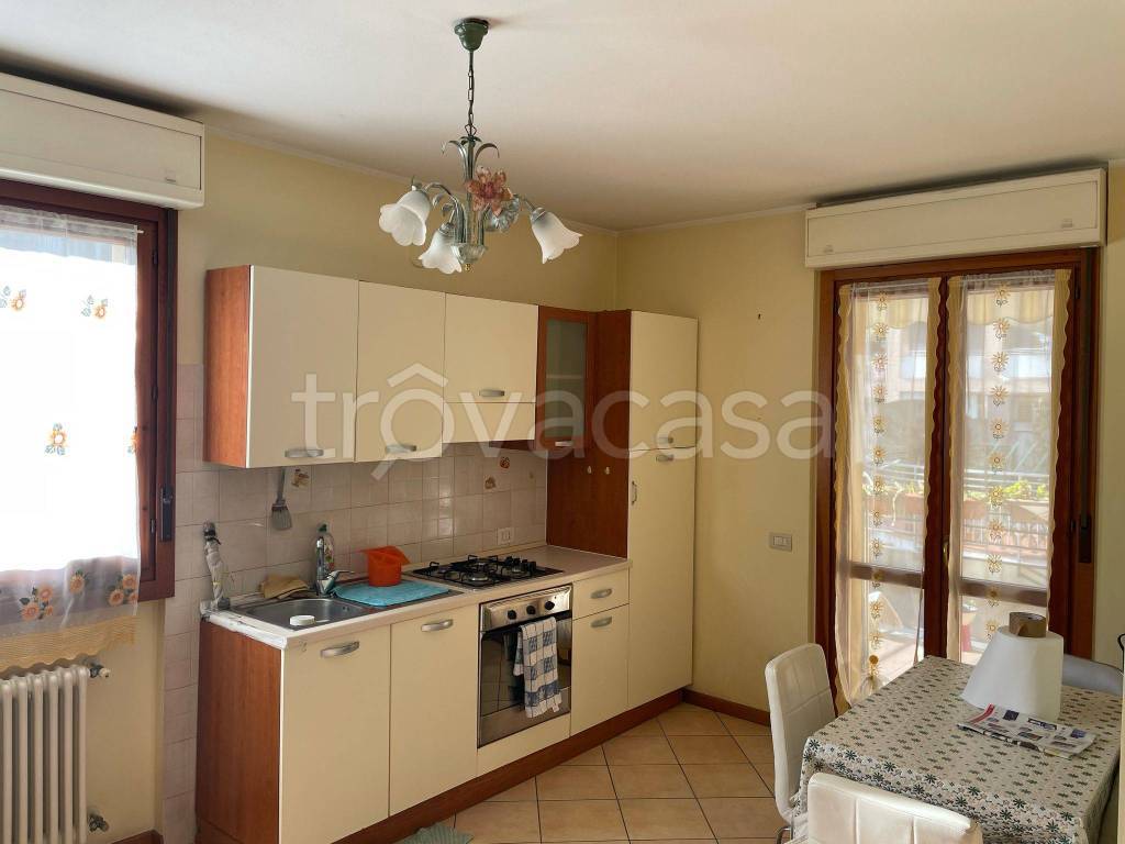 appartamento in vendita a Colverde in zona Parè