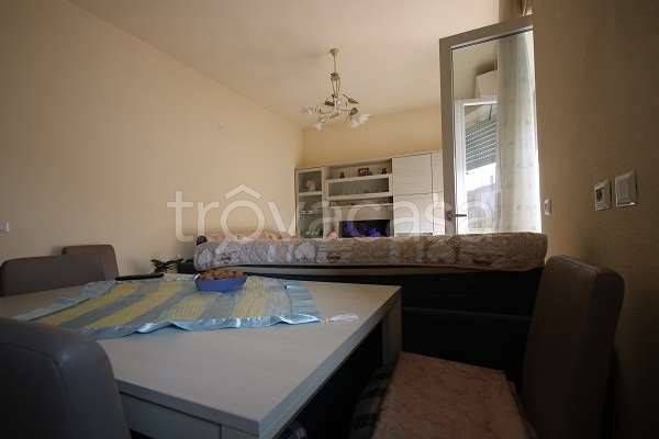 appartamento in vendita a Colverde in zona Gironico