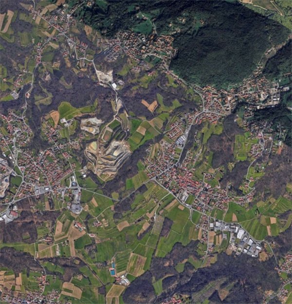 terreno agricolo in vendita a Colverde in zona Gironico