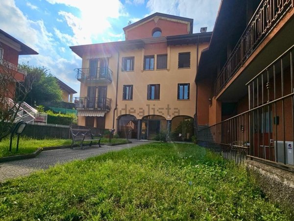 appartamento in vendita a Colverde in zona Gironico